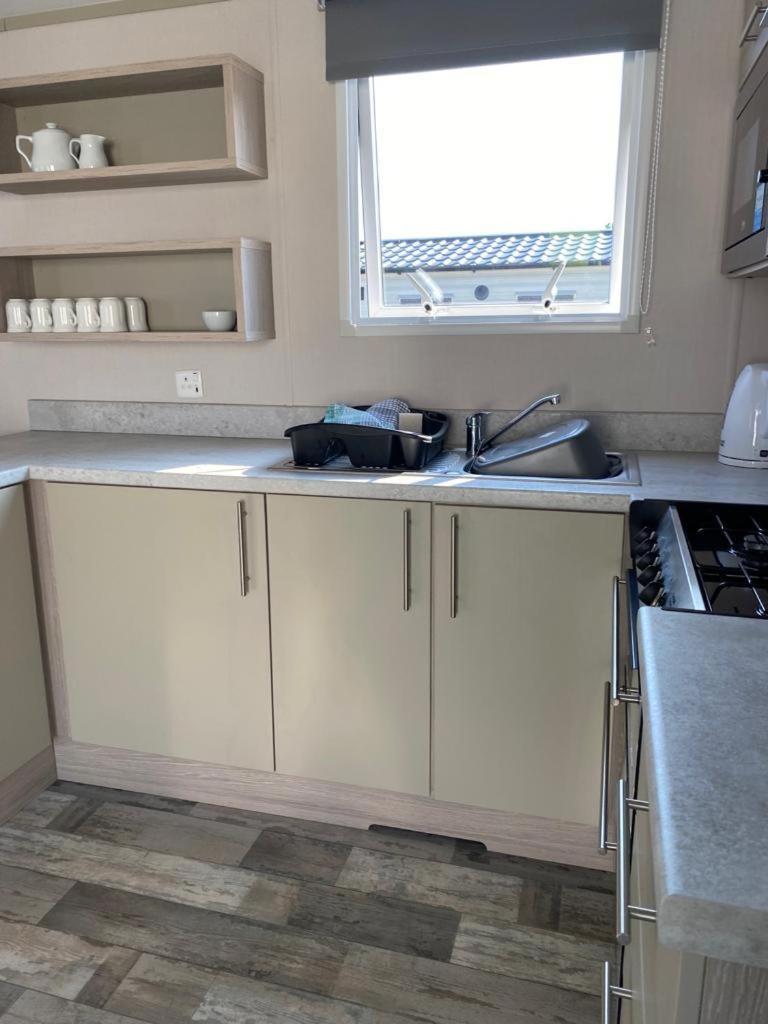Luxury Holiday Home Sleeps 6 Pet Friendly 세인트오스틀 외부 사진